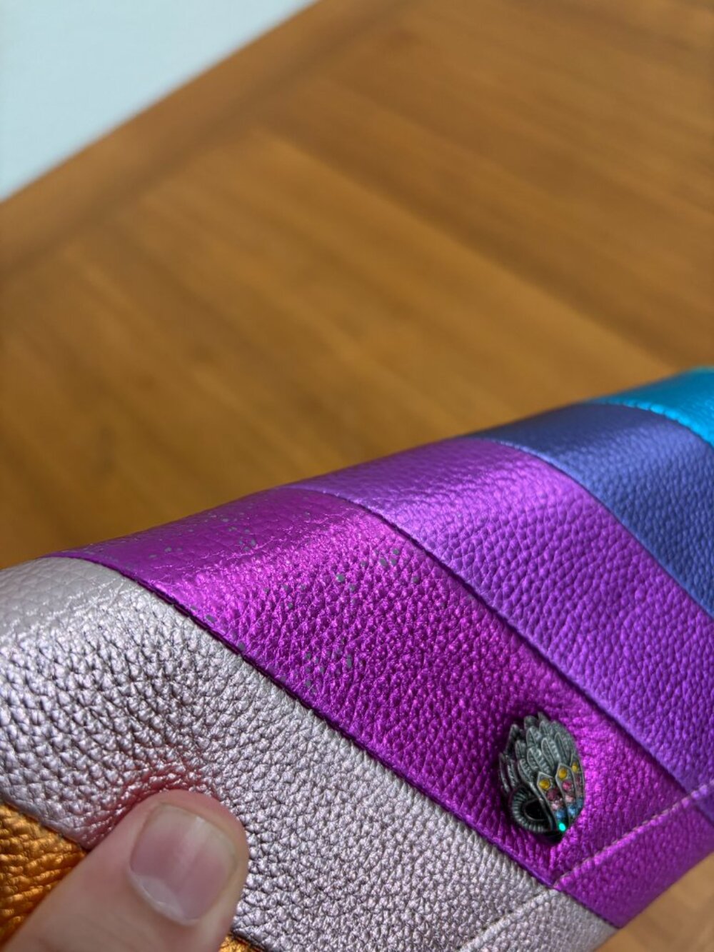 Kurt Geiger London Kensington Metallic Rainbow Crossbody Wallet ( has damage ) - Picture 2 of 7